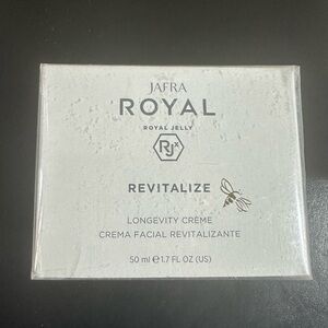 JAFRA Royal Revitalize Longevity Crème sealed